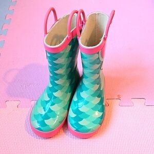 Rain boots girls size 11